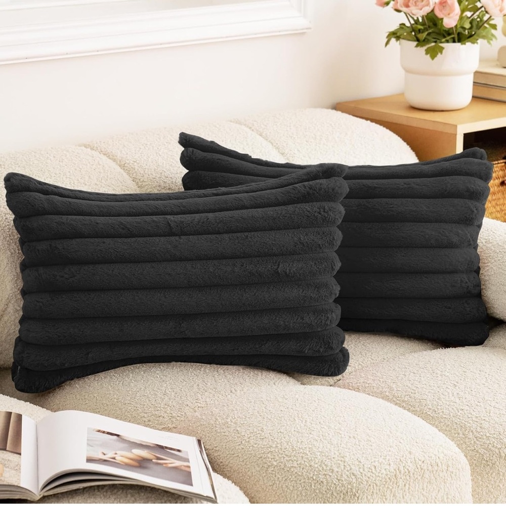 NWOT 2.  Faux rabbit pillowcase